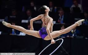 “高一没练过，三米四七？！！牛顿坐不住了！”# 跳远