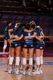 亚特兰大勇士队投手群被称为“三巨头”，由麦达克斯、葛拉文和史摩兹组成