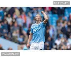 来对生活比个耶✌🏻东契奇赛后更新Ins动态，晒出一张自己与父亲坐过山车的P图🎢