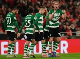 皇马一战3红6黄！金哨详解争议判罚：2红没问题，输球别怪裁判