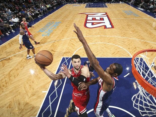 使老鹰队的 使老鹰队的